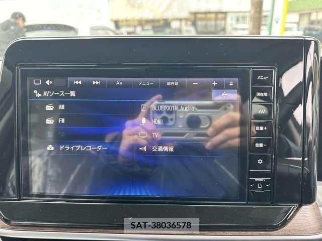 Nissan AURA 2023-06 292938-17