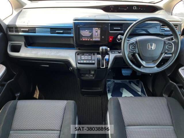 Honda e 2015-07 330811-1