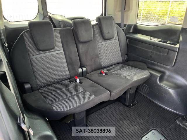 Honda e 2015-07 330811-9