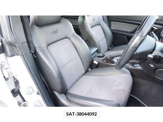 Subaru LEGACY B4 2007-10 337834-17