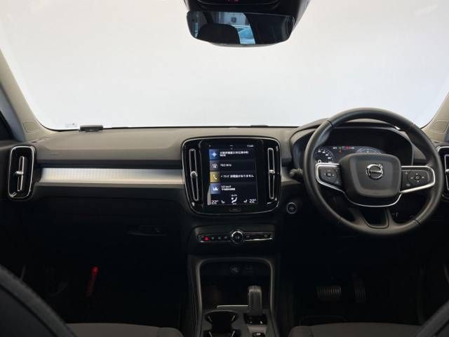 Volvo XC40 2020-12 25350-1