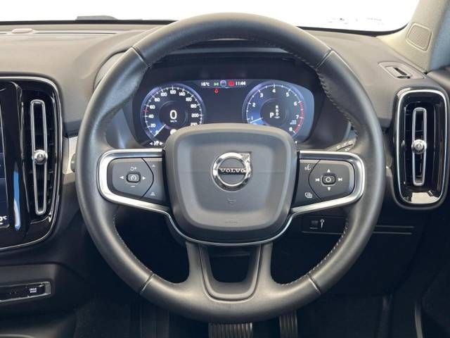 Volvo XC40 2020-12 25350-10