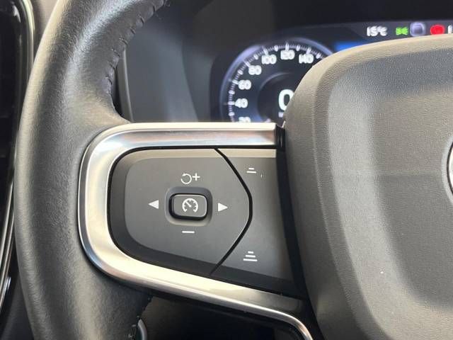 Volvo XC40 2020-12 25350-9