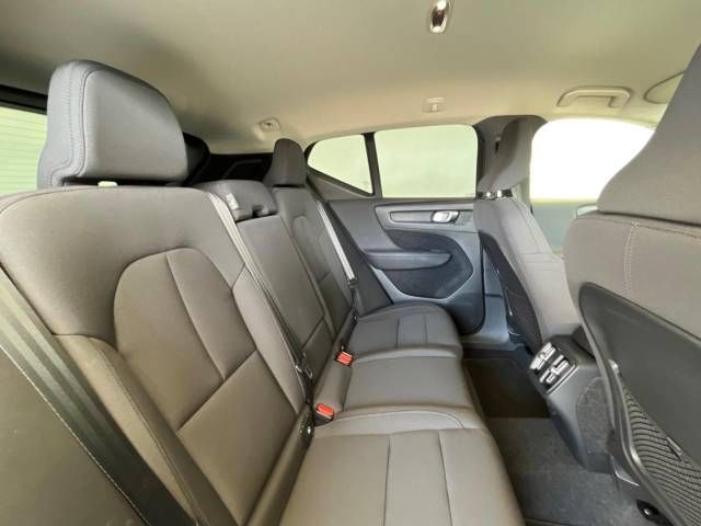 Volvo XC40 2020-12 25350-12