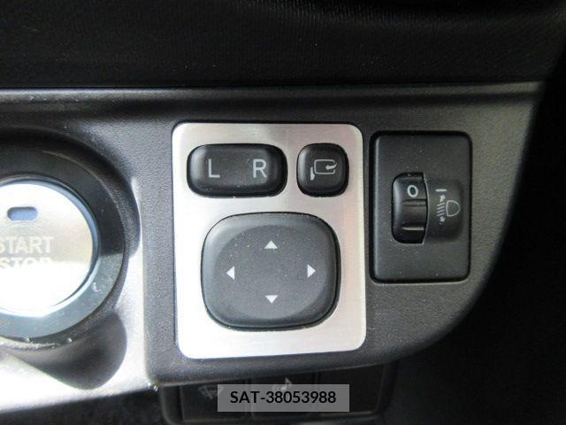 Toyota AQUA 2015-02 260389-24