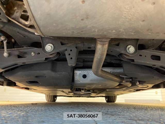 Toyota PRIUS 2016-08 342221-19