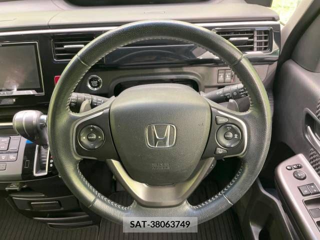 Honda STEP WGN 2016-11 368842-12