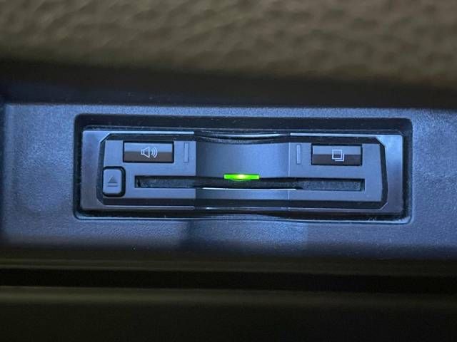 Toyota HARRIER 2018-06 185489-7