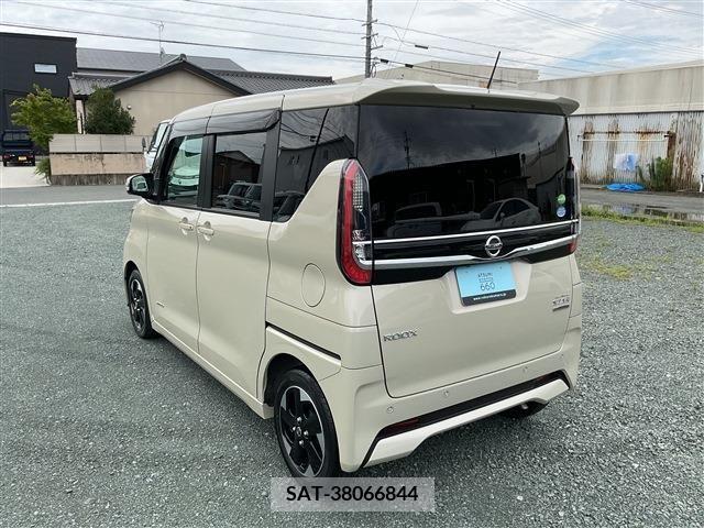 Nissan ROOX 2020-12 354396-25