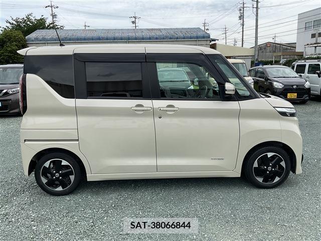 Nissan ROOX 2020-12 354396-23