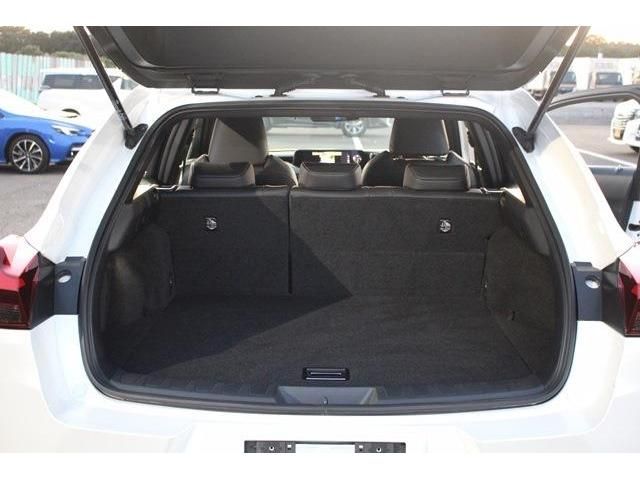 Lexus UX 2019-07 23506-17