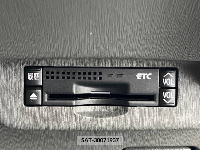 Toyota PRIUS 2009-10 380197-6