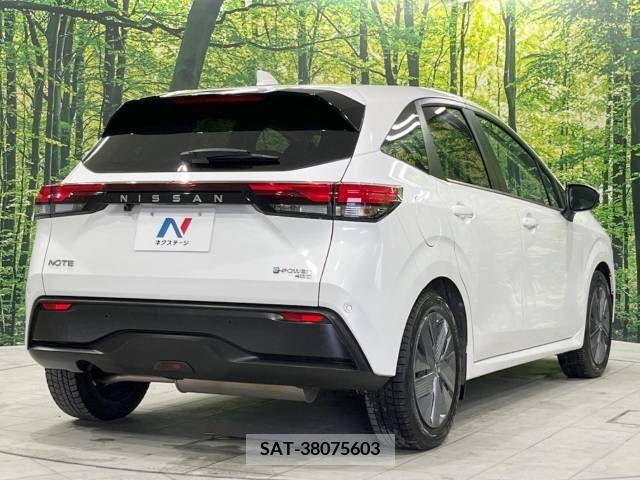 Nissan NOTE 2022-03 225086-17