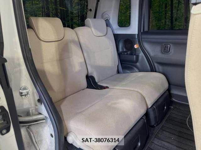 Daihatsu MOVE 2017-01 364178-9