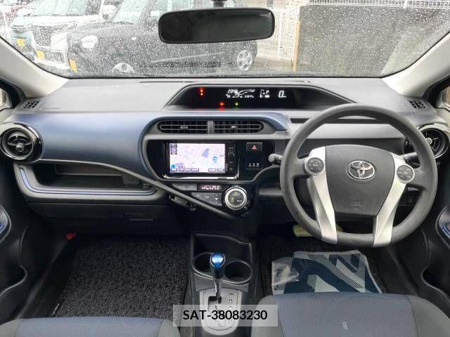 Toyota AQUA 2015-03 292494-1