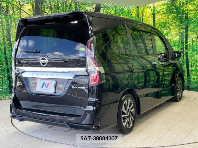 Nissan SERENA 2019-09 382536-17