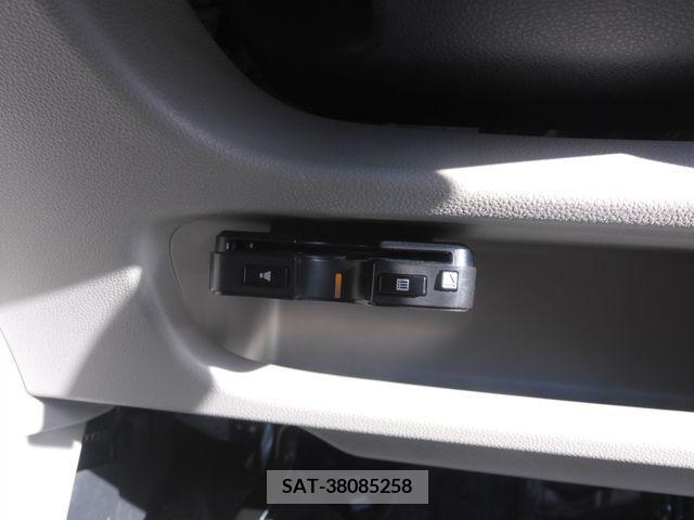 Daihatsu MOVE 2018-12 207922-3