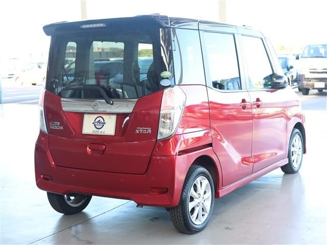 Nissan DAYZ ROOX 2018-10 193466-3