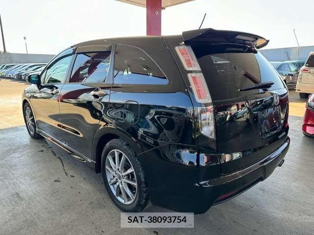 Honda STREAM 2013-08 372137-3