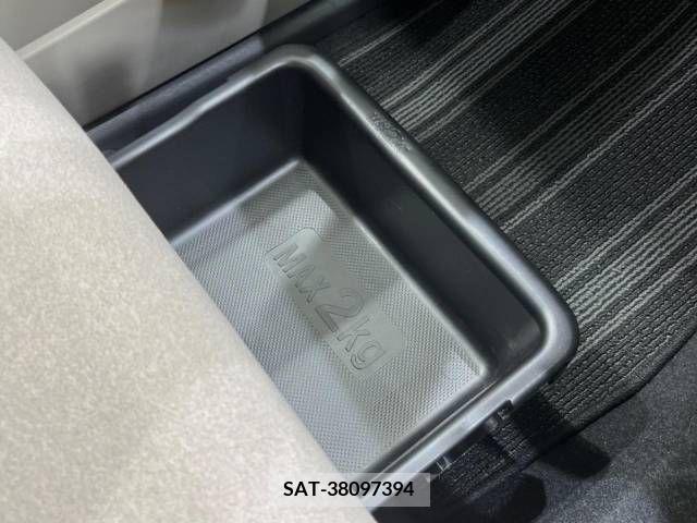 Daihatsu CAST 2015-10 328855-7