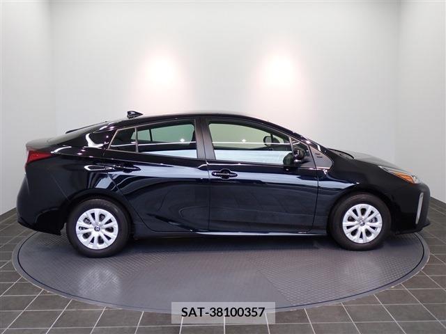 Toyota PRIUS 2021-12 337023-29