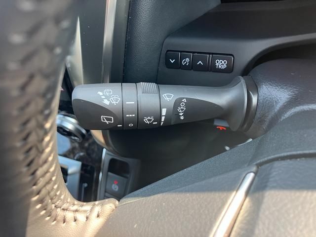 Toyota VELLFIRE 2023-01 181927-19