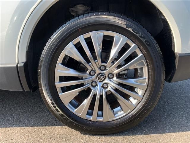 Toyota HARRIER 2021-02 4135-7