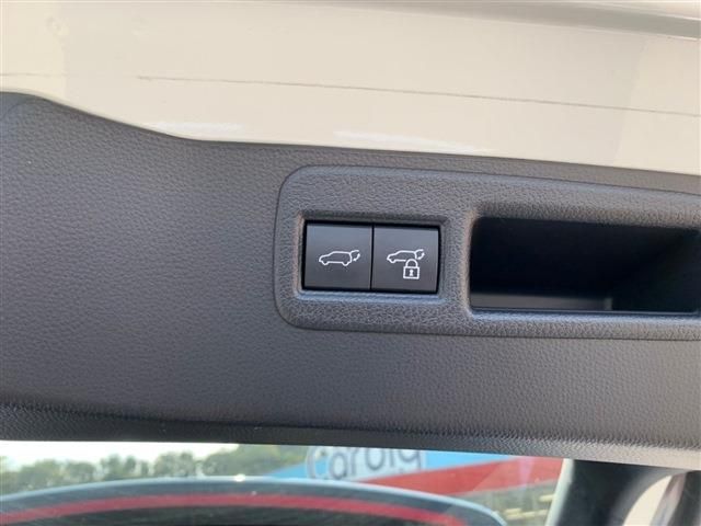 Toyota HARRIER 2021-02 4135-23