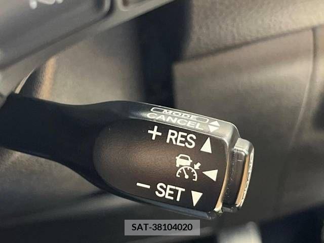 Toyota HARRIER 2015-11 331361-7