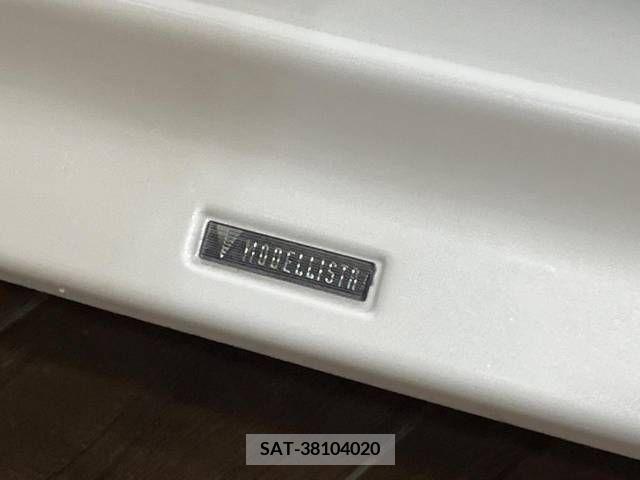 Toyota HARRIER 2015-11 331361-3