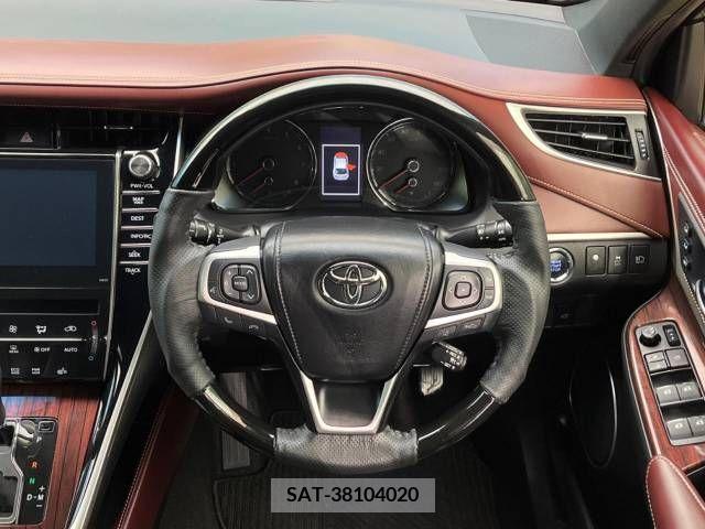 Toyota HARRIER 2015-11 331361-12