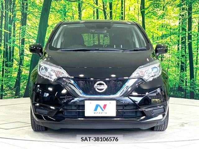 Nissan NOTE 2018-11 365371-14
