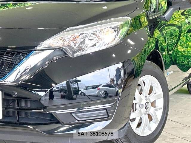 Nissan NOTE 2018-11 365371-12