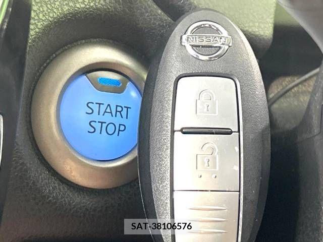 Nissan NOTE 2018-11 365371-7