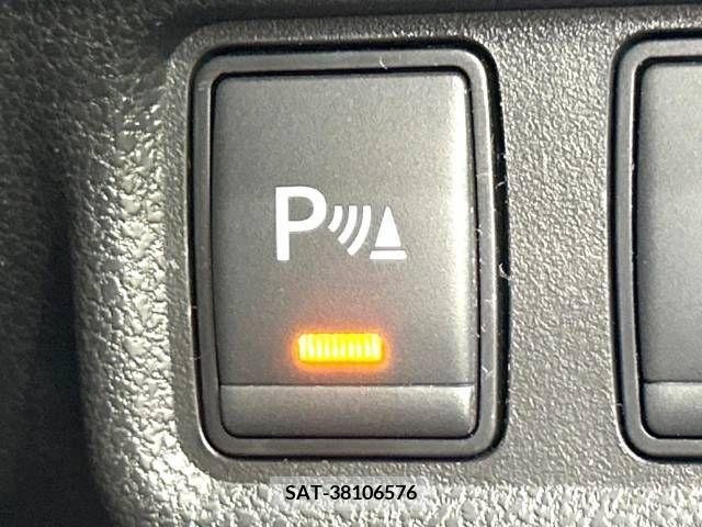 Nissan NOTE 2018-11 365371-5