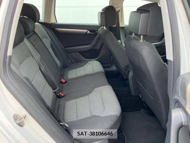 VolksWagen PASSAT VARIANT 2013-09 370710-9