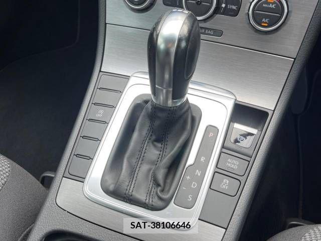 VolksWagen PASSAT VARIANT 2013-09 370710-11