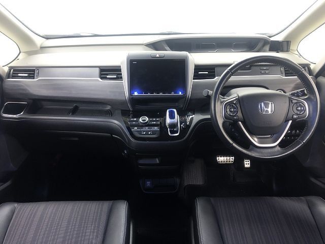 Honda FREED HYBRID 2018-08 194840-1