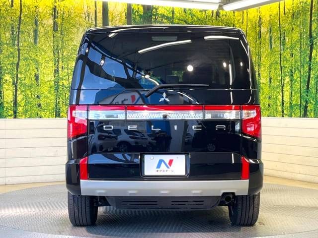 Mitsubishi DELICA D5 2022-05 19495-16