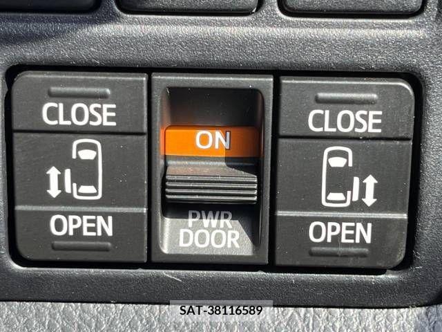 Toyota VOXY 2019-06 288881-4