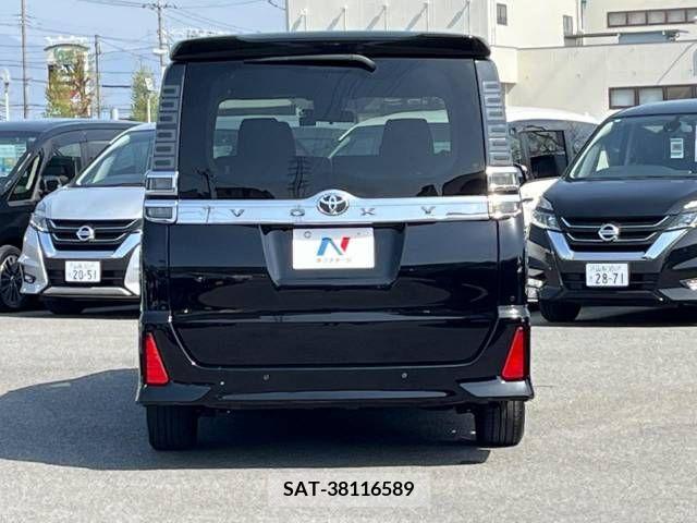 Toyota VOXY 2019-06 288881-16