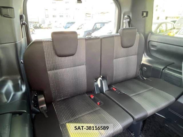 Toyota VOXY 2019-06 288881-10
