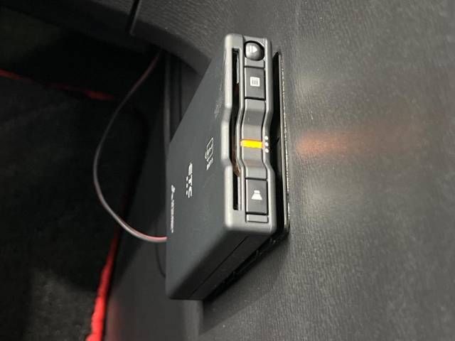 Mitsubishi DELICA D5 2021-04 186942-6