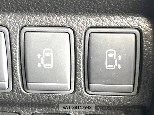 Nissan ELGRAND 2015-03 268484-5