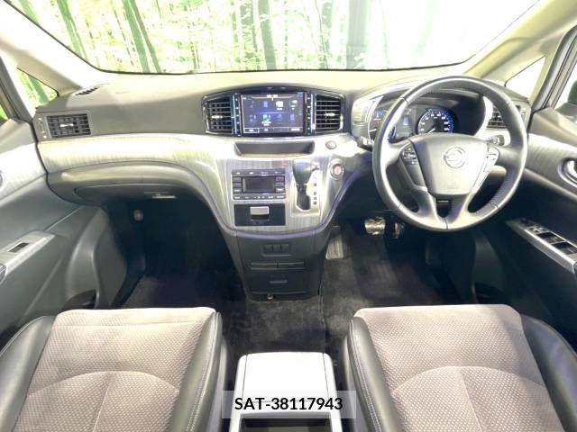 Nissan ELGRAND 2015-03 268484-1