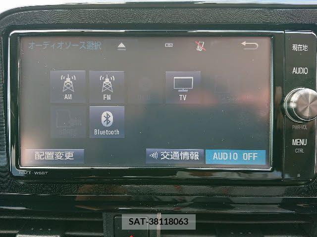 Toyota SIENTA 2017-09 345927-5