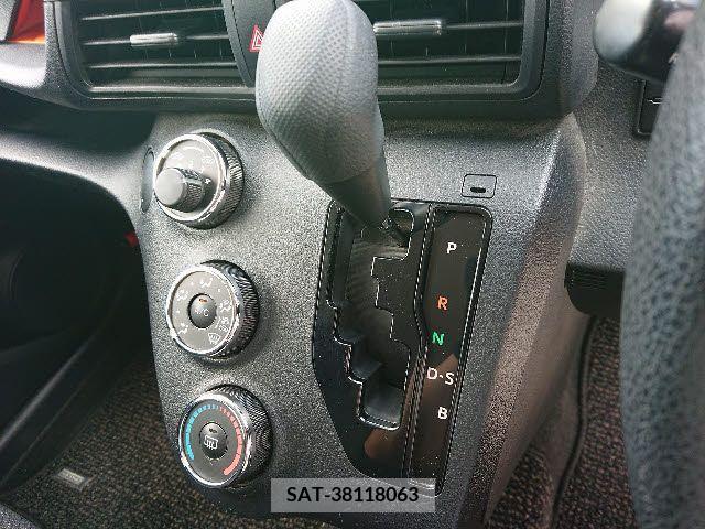 Toyota SIENTA 2017-09 345927-19