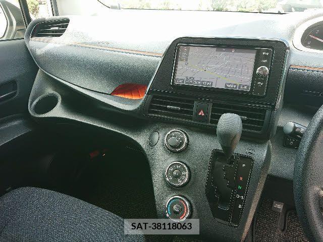 Toyota SIENTA 2017-09 345927-4