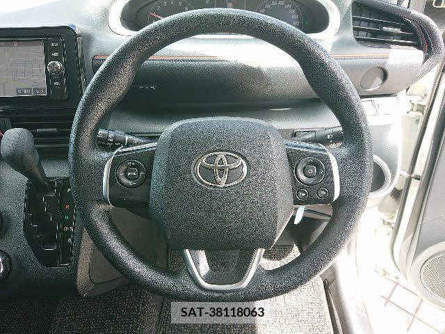 Toyota SIENTA 2017-09 345927-13