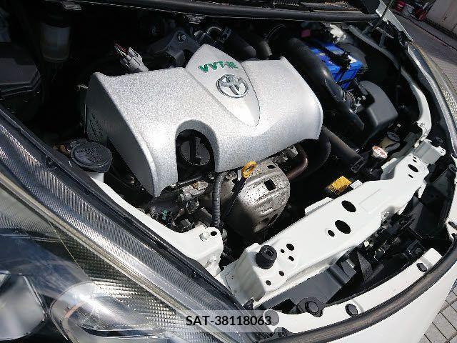 Toyota SIENTA 2017-09 345927-27